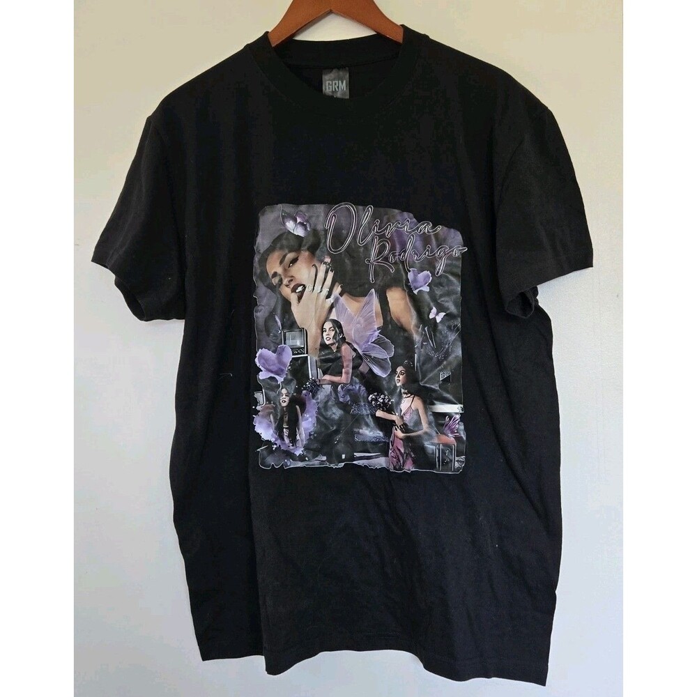 Olivia Rodrigo Graphic T-shirt Womens Large Black Short Sleeve Music‎ Pop Punk
